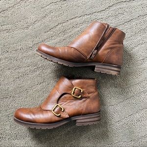 NATURALIZER BOOTS
